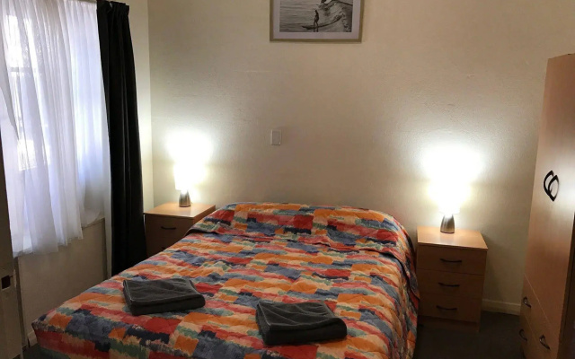 Hello Adelaide Motel and Apartments