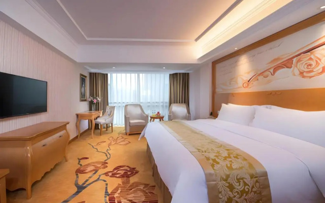 Vienna Hotel Guangdong Zhongshan Tanzhou
