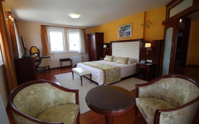 Hotel Trogir Palace