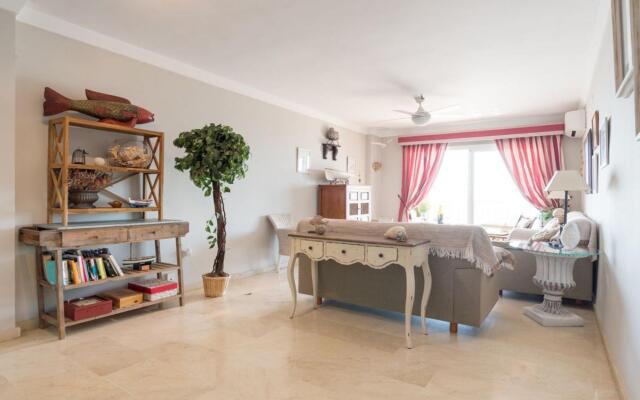 MalagaSuite Palm Beach Fuengirola