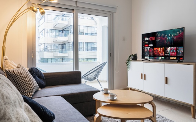Classy 2BR Cafe Suite Strovolos