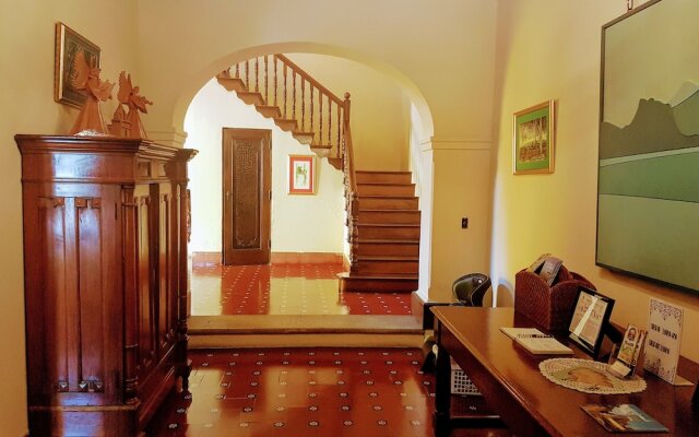 Casa Carmel Bed and Breakfast