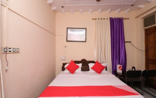 OYO 26582 Hotel Kings