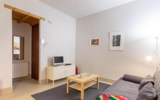 BILBAO INDAUTXU XI by Aston Rentals