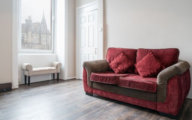 Newly Refurbished 1 Bedroom Flat