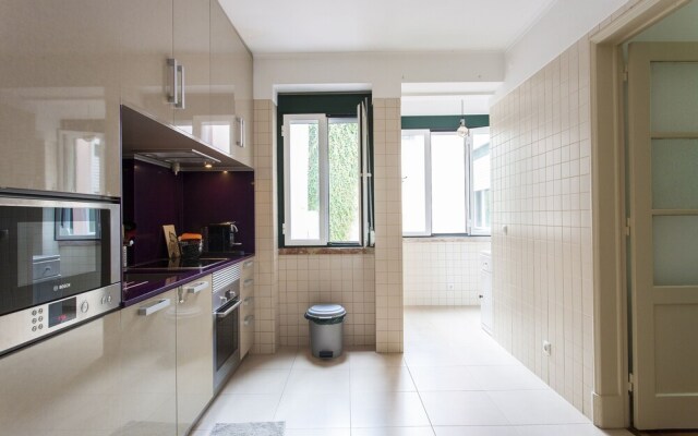 City Deluxe Iii Apartment Rentexperience