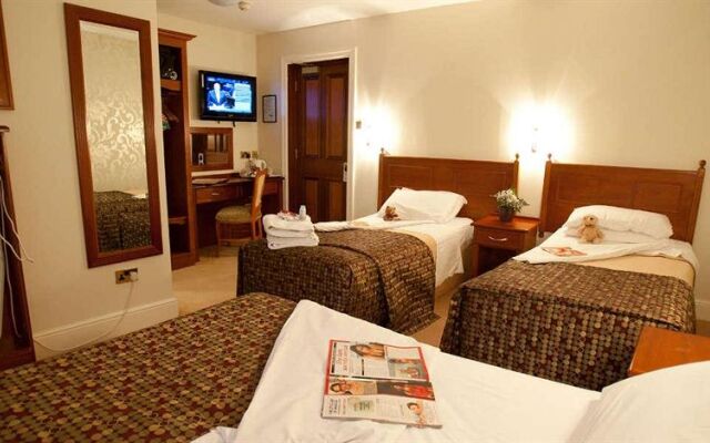 Westenra Arms Hotel