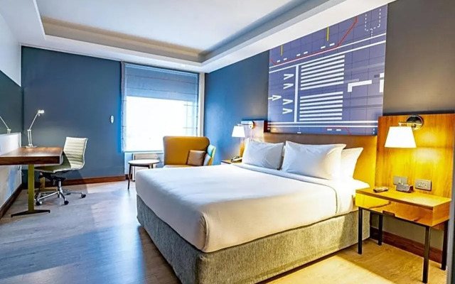 Courtyard by Marriott Santiago Airport