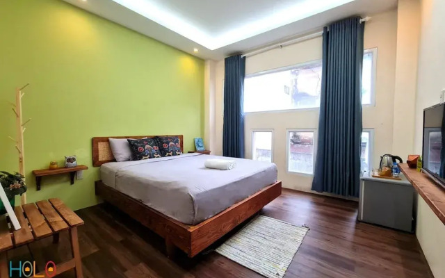 HoLo Central Saigon - Serviced HomeStay