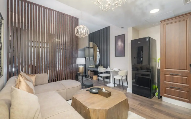 Extravagant Studio Stay for 2 in JVC