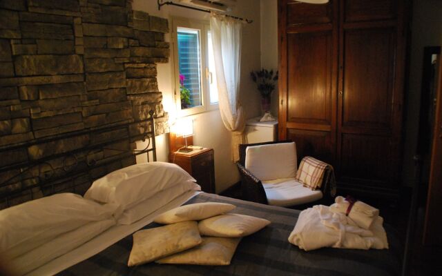 Casa Patronale Tipica Siciliana Home B&B TreMetriSoprailCielo camere con vista, colazione terrazzo panoramico