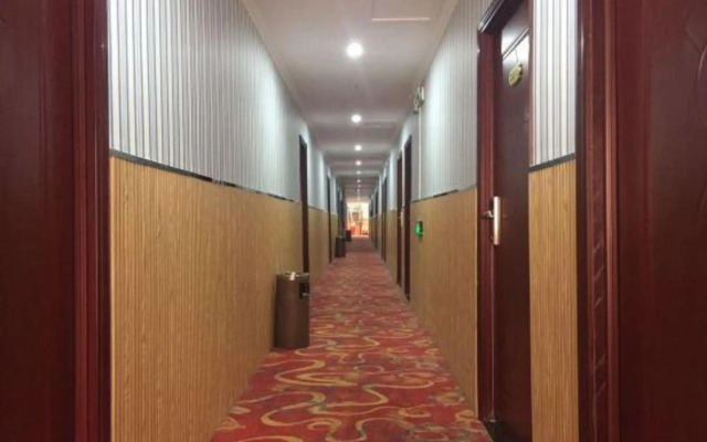 Zhumadian golden golden express hotel