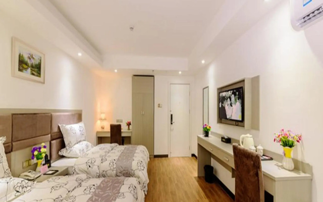 Shang Pin Holiday Inn Airport Second Branch