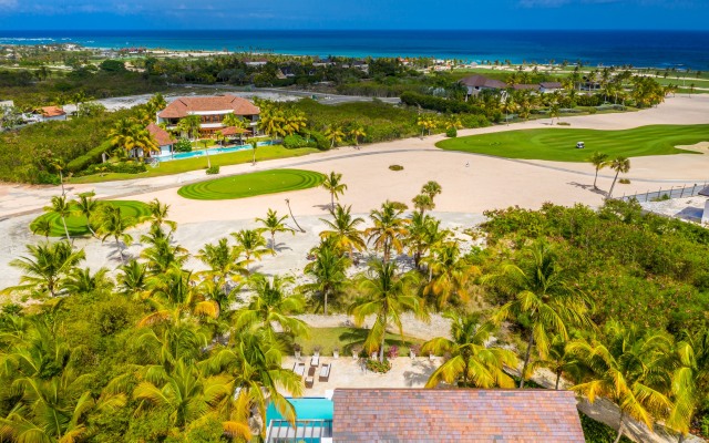 Luxury Villa at Cap Cana Resort - Chef Maid Butler and Golf Cart are Included