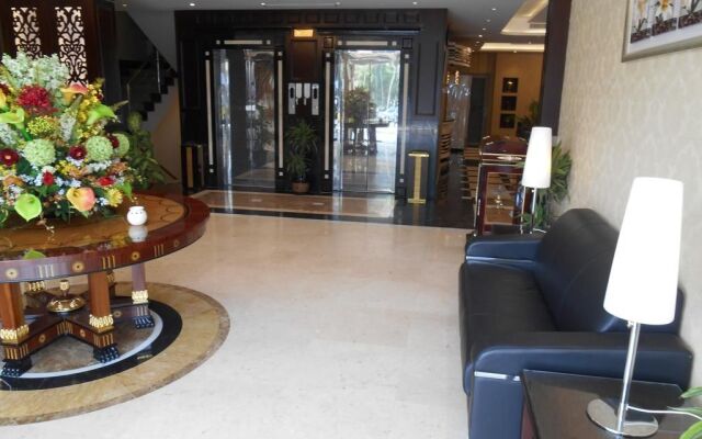 Julanar Alsharq Suites