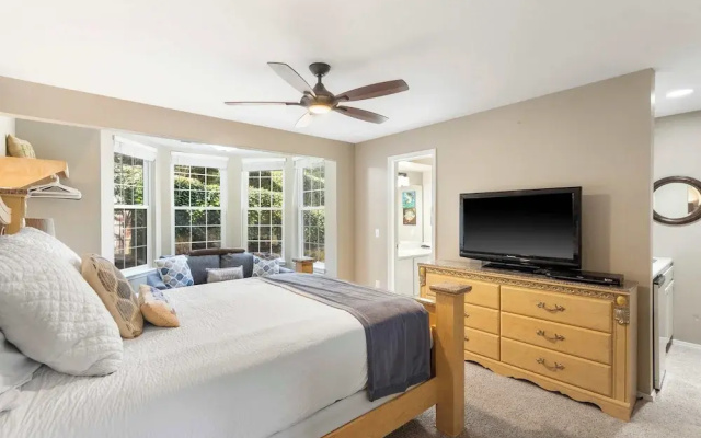 Edgewater Escape Stay for 6
