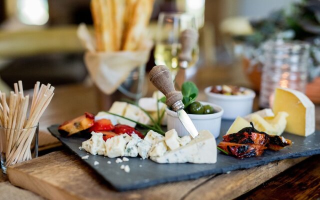 Pavilion Grand Hotel