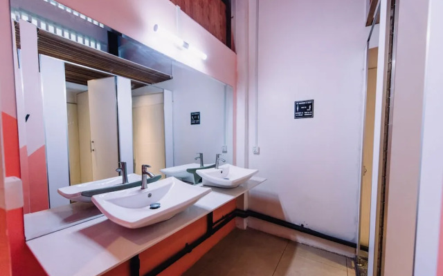 The Place Hostel & Rooftop Bar