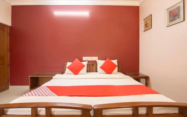 Eyrie Comforts BY OYO Rooms