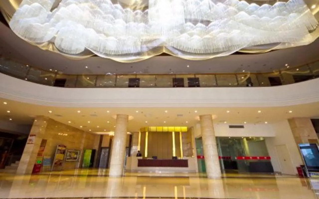 San Tos Hotel