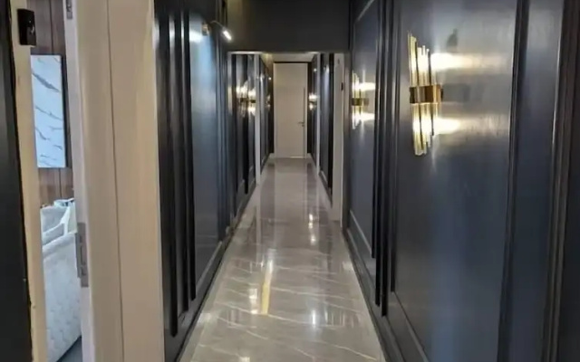 Sujimoto MacDonald 2 Bedroom Apartment