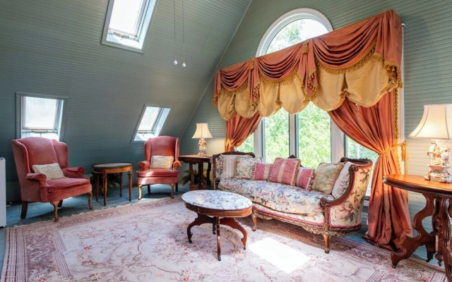 Central Park Bed & Breakfast