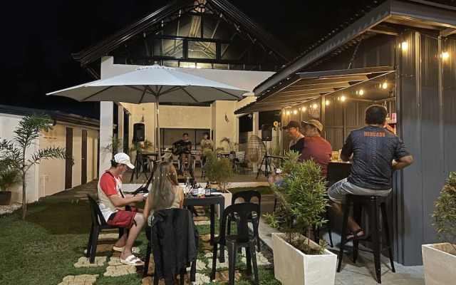 Thistle Inn