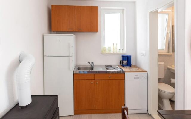 Stunning Home in Komarna With 2 Bedrooms and Wifi