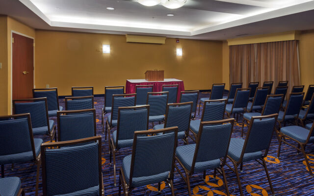 Courtyard by Marriott Winston-Salem Hanes Mall