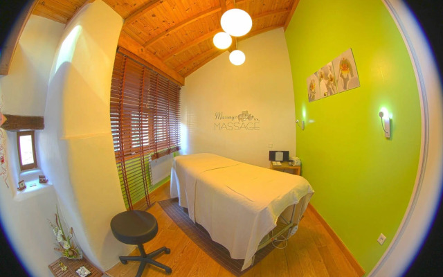 La Petite Cour Verte