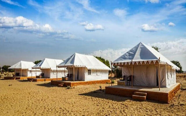 Yokoso Jaisalmer Camp