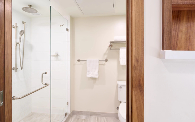 Outrigger Kaanapali Beach Resort