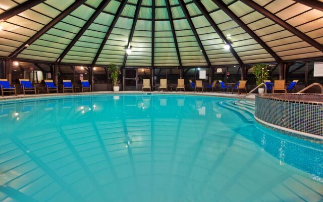 Crowne Plaza Cleveland South - Independence