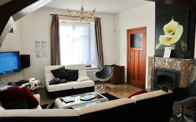 Stone Lodge