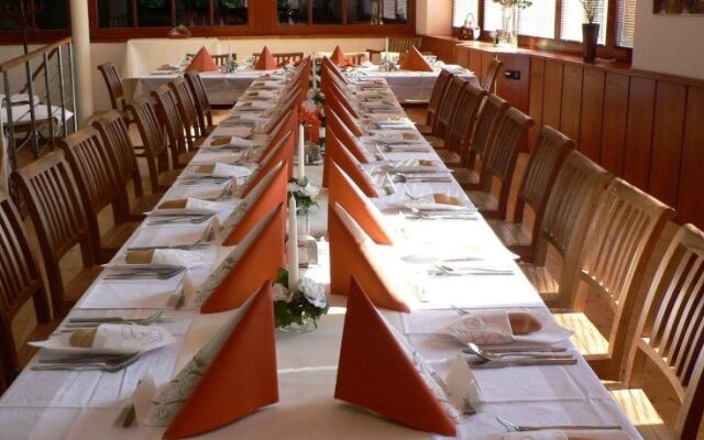 Sporthotel Hostivice Brve
