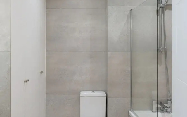 Stylish Executive Apartment in Reading