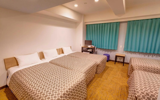 Community & Spa Naha Central Hotel