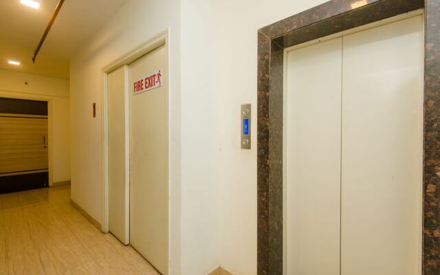 OYO 11441 Hotel Blue Bells Residency