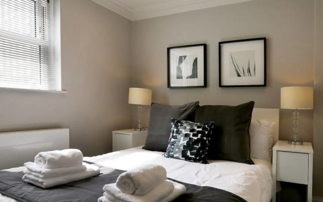 Experience Stunning Apartment Lifestyle. 10B