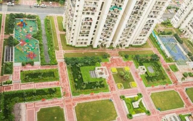 Hostie Elina-3BR Condo West/Central Delhi