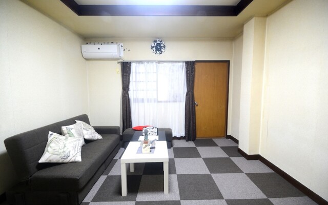 Samurai Apartment