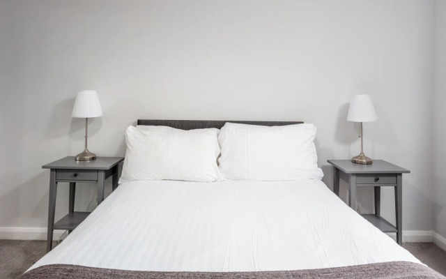 Prestwick Central - Donnini Apartment