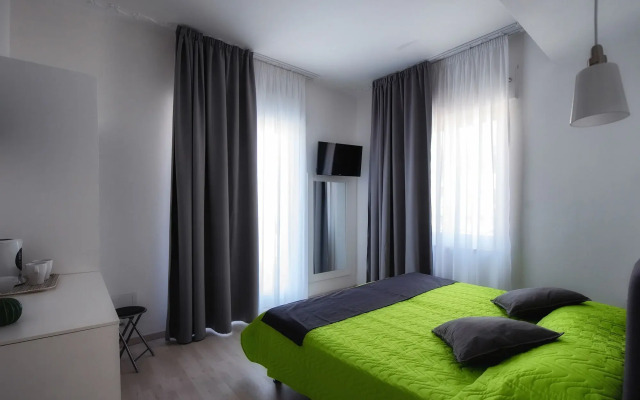 Sunset Rooms