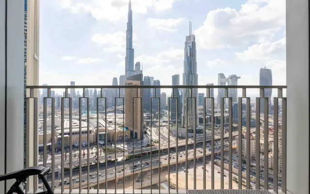 Regal 3BR Maid w Burj Khalifa View Balcony