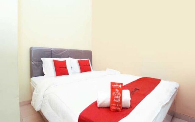 RedDoorz Syariah near Universitas Merdeka Malang