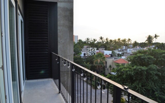 Condo Niza 266 by MDR