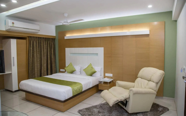 Hotel Orange International