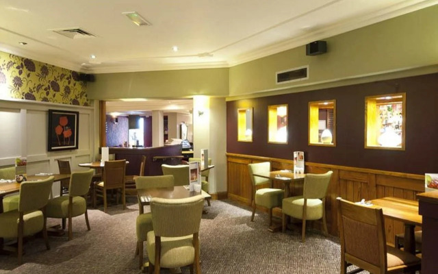 Premier Inn Glasgow Airport