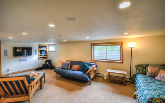 Private Home by Retreatia