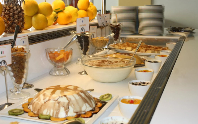 Hydrele Beach Hotel